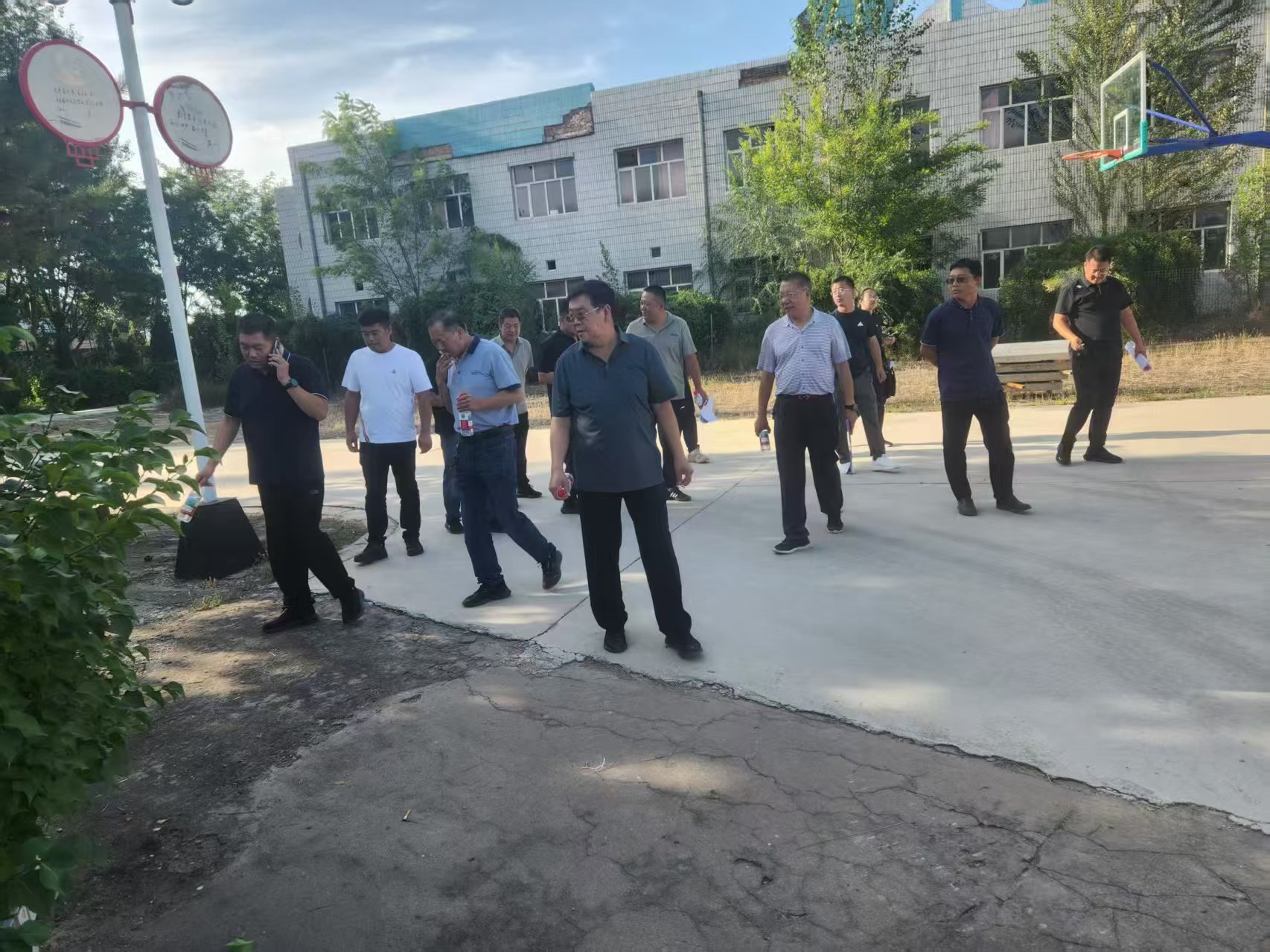 阜新市塑胶跑道材料混合型塑胶跑道 - 一站式服务